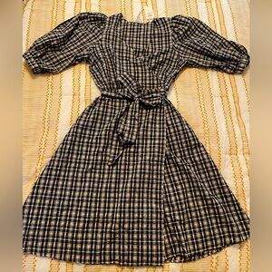 Black and white gingham faux wrap dress with Pockets! Size XL